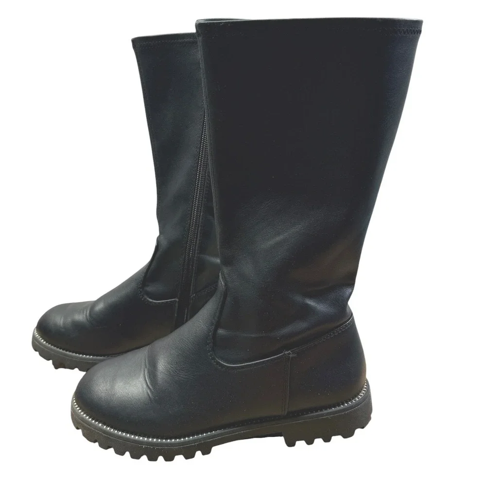 SO Tall Black Boots Girls Youth 2 Faux Leather Black Lug Sole Side Zip School